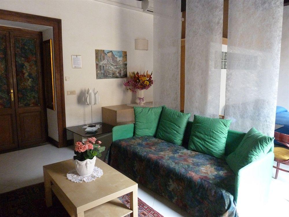 Bed and Breakfast Bb Santa Rosa à Viterbe Extérieur photo