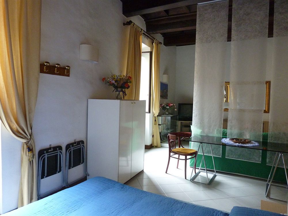 Bed and Breakfast Bb Santa Rosa à Viterbe Extérieur photo