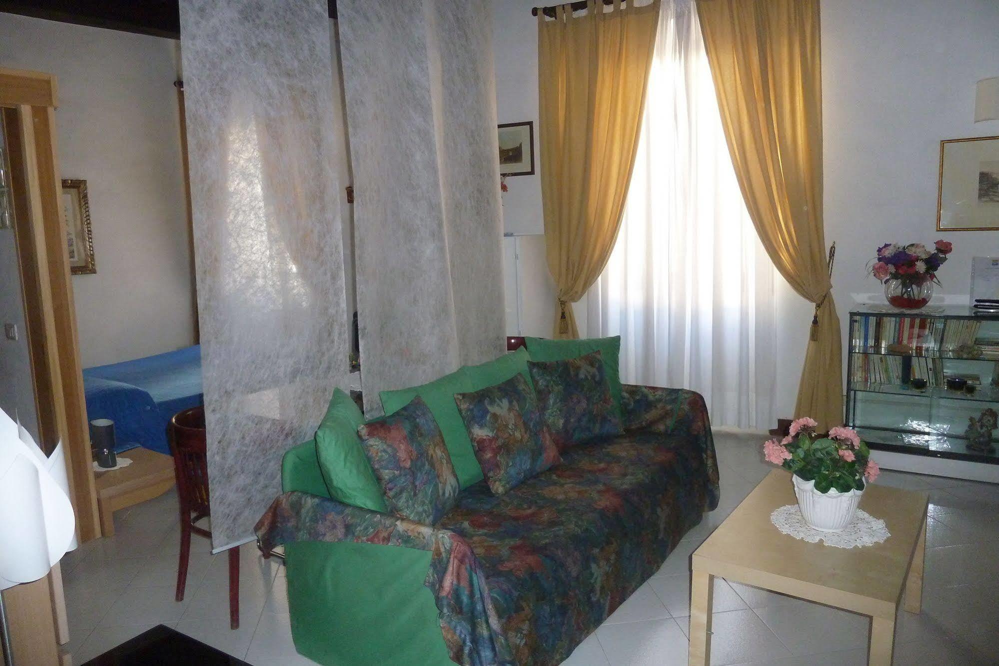 Bed and Breakfast Bb Santa Rosa à Viterbe Extérieur photo